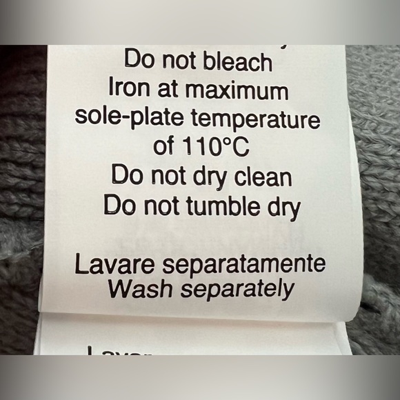 NWT Oakley Stone Grey Wanderlust Pom Beanie! - Picture 6 of 7